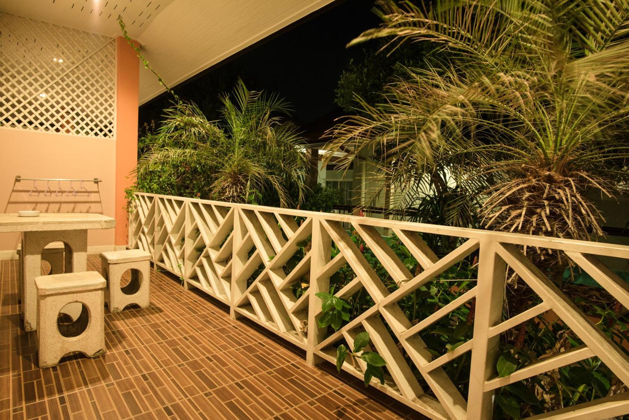 Lareena Resort Koh Larn Pattaya מראה חיצוני תמונה